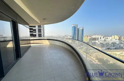 Apartment - 3 Bedrooms - 4 Bathrooms for rent in The Waves Residences - Mankhool - Bur Dubai - Dubai