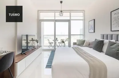 Room / Bedroom image for: Apartment - 1 Bathroom for sale in Carson C - Carson - DAMAC Hills - Dubai, Image 1