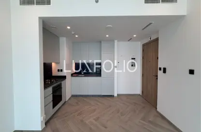 شقة - غرفة نوم - 1 حمام للايجار في بنينسولا ثري - بنينسولا - الخليج التجاري - دبي