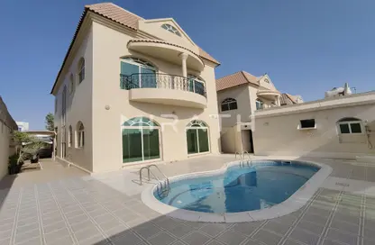 Villa - 4 Bedrooms - 4 Bathrooms for rent in Al Garhoud Villas - Al Garhoud - Dubai