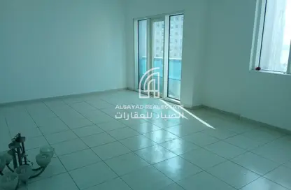 Apartment - 2 Bedrooms - 2 Bathrooms for rent in Dar Al Majaz - Jamal Abdul Nasser Street - Al Majaz - Sharjah
