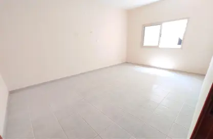 Apartment - 2 Bedrooms - 2 Bathrooms for rent in Fire Station Road - Muwaileh - Sharjah