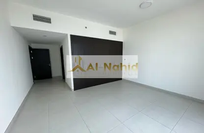 Apartment - 2 Bedrooms - 3 Bathrooms for rent in Al Waleed Garden 2 - Al Waleed Garden - Al Jaddaf - Dubai