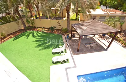 Villa - 4 Bedrooms - 5 Bathrooms for rent in Meadows 9 - Meadows - Dubai
