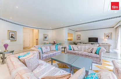 Apartment - 4 Bedrooms - 4 Bathrooms for sale in Palazzo Versace - Culture Village - Dubai