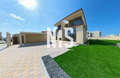 Villa - 5 Bedrooms - 7+ Bathrooms for rent in Nad Al Dhabi - Al Jubail Island - Abu Dhabi