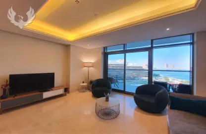Living Room image for: Apartment - 2 Bedrooms - 2 Bathrooms for sale in The 8 - The Crescent - Palm Jumeirah - Dubai, Image 1