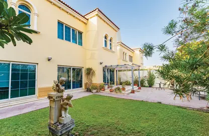 Villa - 4 Bedrooms - 5 Bathrooms for sale in Jumeirah Park Homes - Jumeirah Park - Dubai