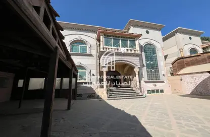 فيلا - 6 غرف نوم - 8 حمامات للبيع في المنصورة - الشرق - الشارقة