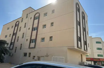 عمارة بالكامل - 8 غرف نوم - 8 حمامات للبيع في مجمع مويلح - تجارية مويلح - الشارقة