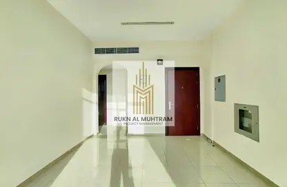 Apartment - 1 Bedroom - 1 Bathroom for rent in AlFalah - Muwaileh Commercial - Sharjah