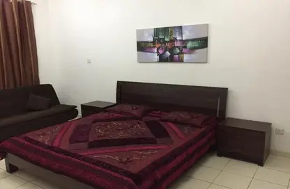 شقة - غرفة نوم - 2 حمامات للايجار في اس١٥ - إس ١٤ - طراز أسباني - المدينة الدولية - دبي
