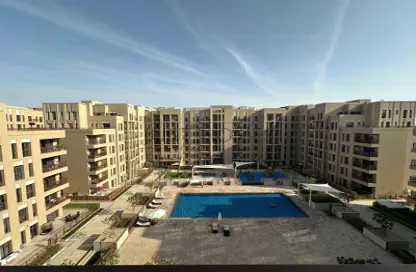 Apartment - 2 Bedrooms - 2 Bathrooms for sale in Zahra Breeze Apartments 3A - Zahra Breeze Apartments - Town Square - Dubai