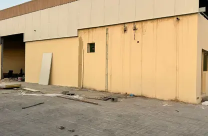 مستودع - استوديو - 2 حمامات للايجار في المنطقة الصناعية 1 - منطقة الإمارات الصناعية الحديثة - أم القيوين