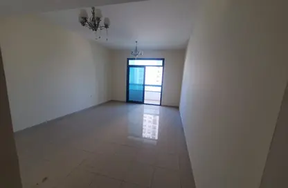 Apartment - 2 Bedrooms - 2 Bathrooms for rent in Ajman Corniche Residences - Ajman Corniche Road - Ajman