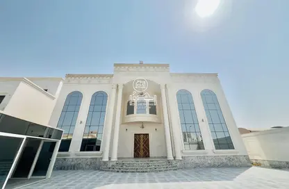 فيلا - 8 غرف نوم - 8 حمامات للايجار في مدينة الرياض - أبوظبي