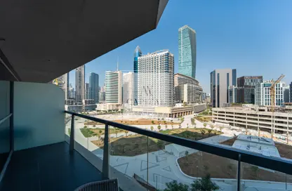 شقة - 1 حمام للبيع في سكاي باي هوتيل - الخليج التجاري - دبي