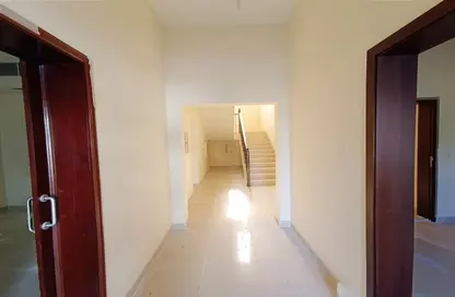 Hall / Corridor image for: Villa - 5 Bedrooms - 6 Bathrooms for rent in Al Ain Ladies Club - Al Markhaniya - Al Ain, Image 1