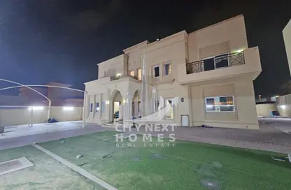 Villa - 4 Bedrooms - 5 Bathrooms for rent in Al Barsha South 1 - Al Barsha South - Al Barsha - Dubai