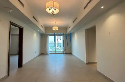 Apartment - 3 Bedrooms - 3 Bathrooms for rent in Dune Residency - District 17 - Jumeirah Village Circle - Dubai