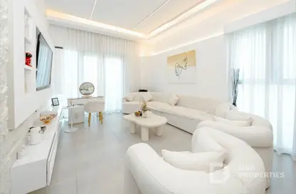 Apartment - 1 Bedroom - 2 Bathrooms for sale in SOL Bay - Business Bay - Dubai