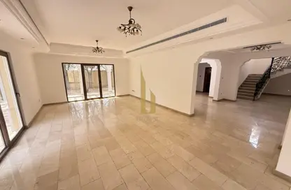Villa - 5 Bedrooms - 5 Bathrooms for rent in Umm Suqeim 2 Villas - Umm Suqeim 2 - Umm Suqeim - Dubai