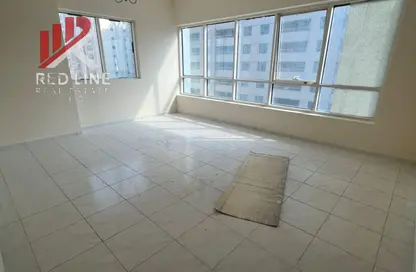 شقة - 3 غرف نوم - 4 حمامات للايجار في شارع التعاون - التعاون - الشارقة