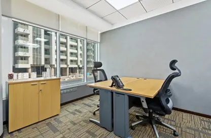 مكتب - استوديو - 6 حمامات للايجار في برج كلوفر - الخليج التجاري - دبي
