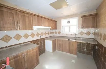 Apartment - 2 Bedrooms - 2 Bathrooms for rent in Muwaileh 3 Building - Muwaileh - Sharjah