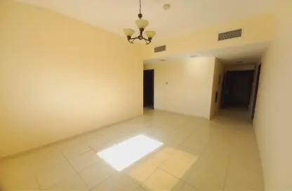 Empty Room image for: Apartment - 1 Bedroom - 2 Bathrooms for rent in Muweileh Community - Muwaileh Commercial - Sharjah, Image 1