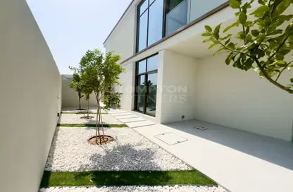 Villa - 4 Bedrooms - 6 Bathrooms for rent in Nad Al Dhabi - Al Jubail Island - Abu Dhabi