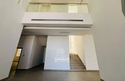 Villa - 5 Bedrooms - 7 Bathrooms for rent in Mohamed Bin Zayed City - Abu Dhabi
