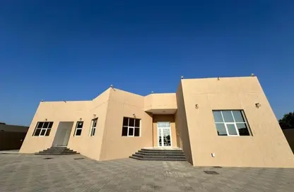 Villa - 5 Bedrooms - 4 Bathrooms for rent in Al Riffa - Ras Al Khaimah