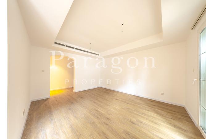 15892318 - صورة العقار 3