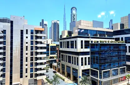 Apartment - 1 Bedroom - 2 Bathrooms for rent in Majestic Tower - Al Abraj street - Business Bay - Dubai