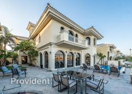 Villa - 6 bedrooms - 7 bathrooms for rent in Garden Homes Frond E - Garden Homes - Palm Jumeirah - Dubai