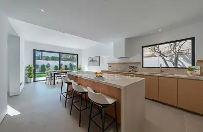 Villa - 4 Bedrooms - 4 Bathrooms for rent in Meadows 2 - Meadows - Dubai