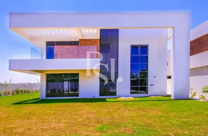Villa - 4 Bedrooms - 6 Bathrooms for sale in West Yas - Yas Island - Abu Dhabi