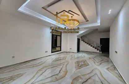 Apartment - 5 Bedrooms - 5 Bathrooms for sale in Al Yasmeen 1 - Al Yasmeen - Ajman
