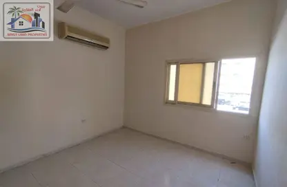 شقة - غرفة نوم - 1 حمام للايجار في الثاني مويلح - تجارية مويلح - الشارقة