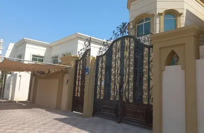 Villa - 7 Bedrooms - 7+ Bathrooms for rent in Al Mushrif - Abu Dhabi