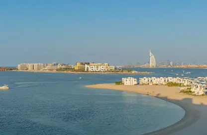 Apartment - 1 Bedroom - 2 Bathrooms for rent in Al Haseer - Shoreline Apartments - Palm Jumeirah - Dubai