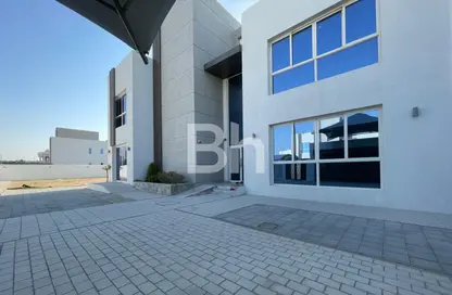 Villa - 6 Bedrooms - 7 Bathrooms for sale in Jumeirah 3 Villas - Jumeirah 3 - Jumeirah - Dubai