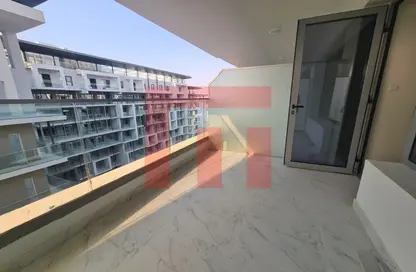 Apartment - 2 Bedrooms - 3 Bathrooms for rent in Oasis 1 - Oasis Residences - Masdar City - Abu Dhabi