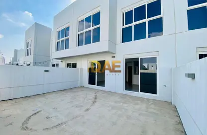 Apartment - 3 Bedrooms - 3 Bathrooms for sale in Arabella Townhouses 3 - Arabella Townhouses - Mudon - Dubai