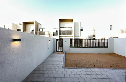 فيلا - 3 غرف نوم - 4 حمامات للايجار في لا فايوليتا 2 - فيلا نوفا - دبي لاند - دبي