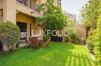 Apartment - 2 Bedrooms - 3 Bathrooms for sale in Zaafaran 2 - Zaafaran - Old Town - Dubai