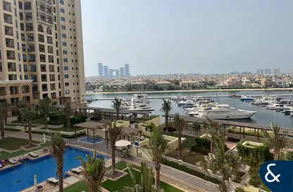 Apartment - 2 Bedrooms - 2 Bathrooms for sale in Marina Residences 6 - Marina Residences - Palm Jumeirah - Dubai Apartment - 2 Bedrooms - 2 Bathrooms for sale in Marina Residences 6 - Marina Residences - Palm Jumeirah - Dubai
