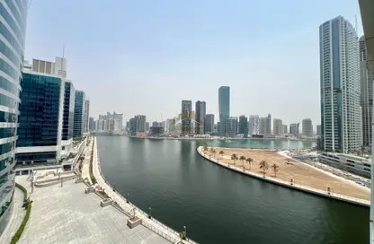 Apartment - 2 Bedrooms - 3 Bathrooms for rent in Bay's Edge - Business Bay - Dubai