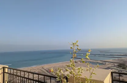 شقة - 3 غرف نوم - 3 حمامات للايجار في رويال بريز - قرية الحمرا - رأس الخيمة
